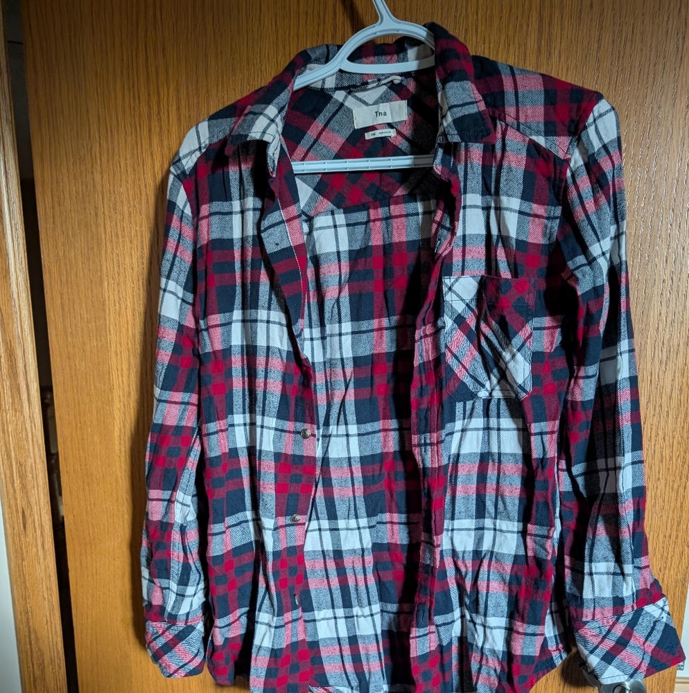 Aritzia TNA Classic Red and Black Plaid Flannel Shirt